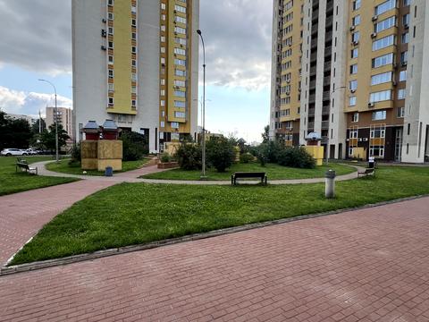 коммерческая по адресу Валерия Лобановского просп. (Краснозвездный), 6-В
