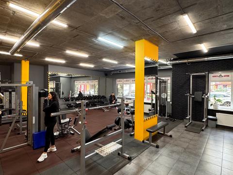 комерційна за адресою Євгена Коновальця вул. (Щорса), 36-А