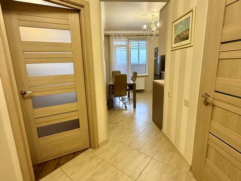 квартира по адресу Небесной Сотни просп. (Маршала Жукова), 7
