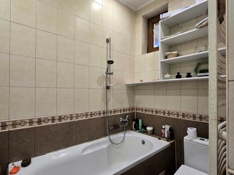 будинок за адресою Волонтерів вул. (Василя Верещагіна)