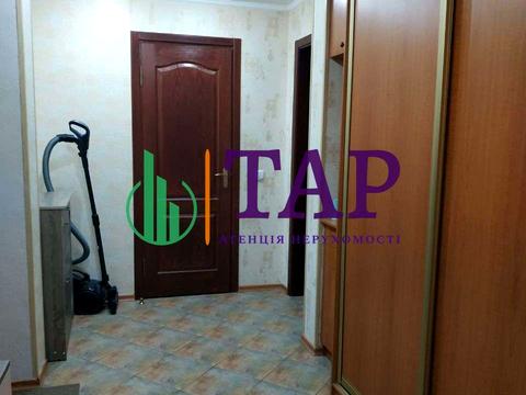 квартира за адресою Михайла Комарова вул. (Тархова), 5