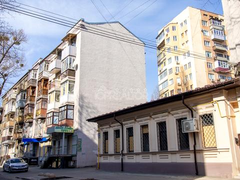 комерційна за адресою Максиміліанівська вул. (Ольминського), 3а