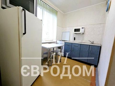 квартира за адресою Перемоги просп., 61