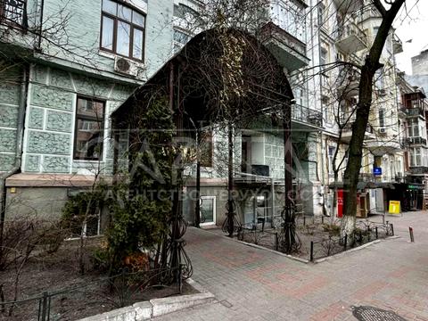 квартира по адресу Шота Руставели ул., 27