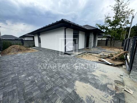 будинок за адресою Успішна