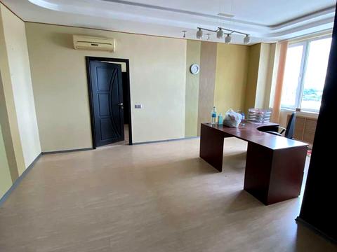 комерційна за адресою Різдвяна вул. (Енгельса), 29б