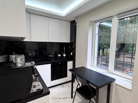 квартира за адресою Івана Дзюби вул. (Сім'ї Сосніних), 8