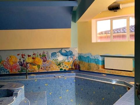коммерческая по адресу Китобойная ул., 18