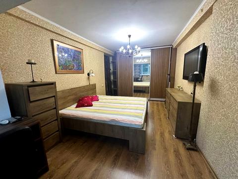 квартира за адресою Мілютенка вул., 18