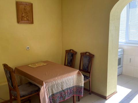 квартира за адресою Драгоманова вул., 8-А