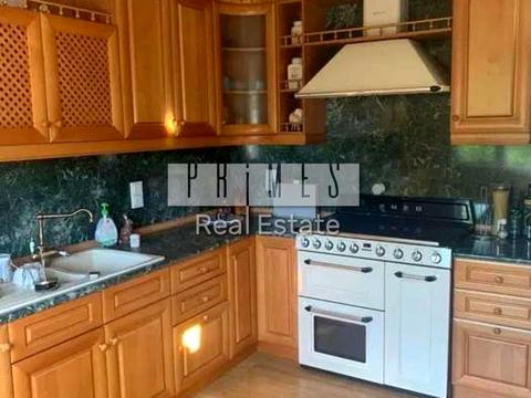 будинок за адресою Черняхівського вул.