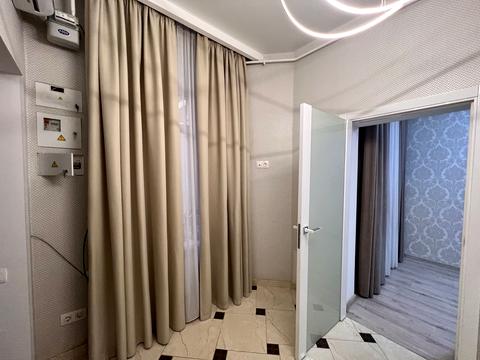 комерційна за адресою Успенська вул. (Чичерина), 25