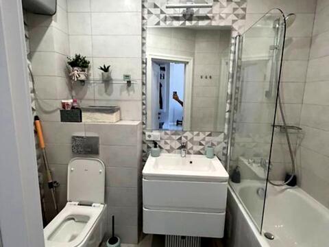 квартира за адресою Михайла Максимовича вул. (Онуфрія Трутенка), 28-Д