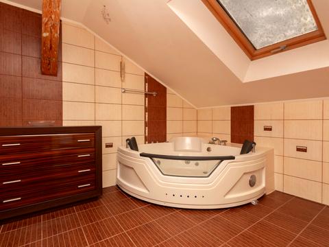 квартира за адресою Ольги Кобилянської вул., 38