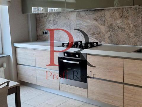 квартира по адресу Івана Кавалерідзе ул., 1