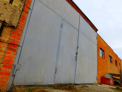 комерційна за адресою Вишнева, 8