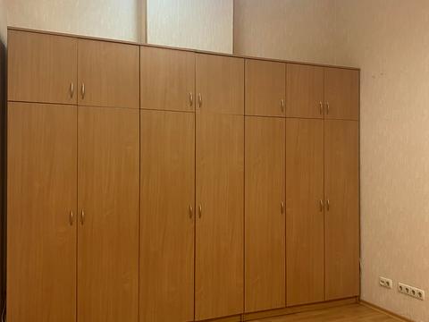 комерційна за адресою Степана Руданського вул., 4-6