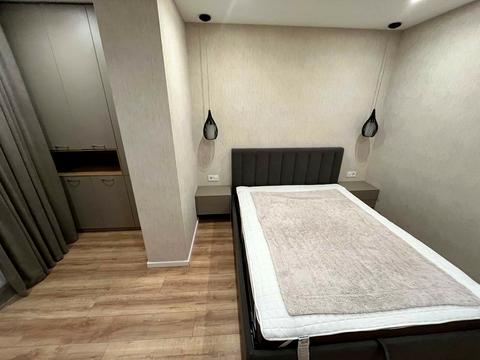 квартира за адресою Дніпро, Менахем-Мендл Шнеєрсона вул. (Мініна), 5