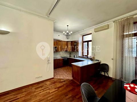 квартира за адресою Предславинська вул., 30