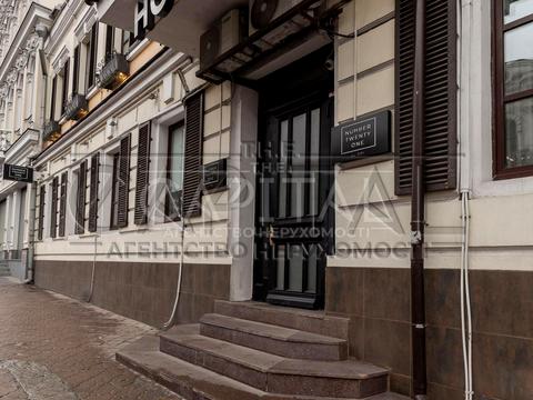 комерційна за адресою Петра Сагайдачного вул., 21