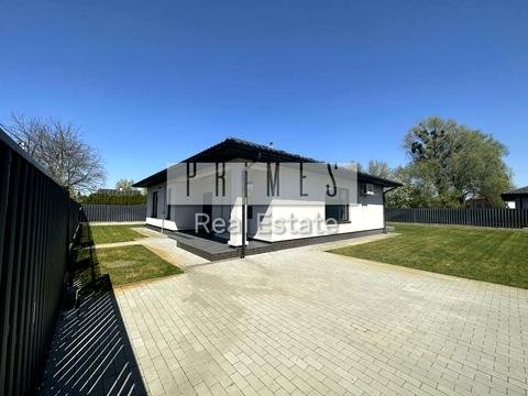 будинок за адресою Вишнева