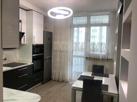 квартира за адресою Воскресенська вул., 16-Б