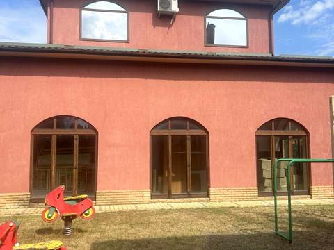 будинок за адресою Центральна вул., 16