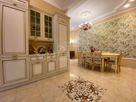 будинок за адресою Грушевського вул.