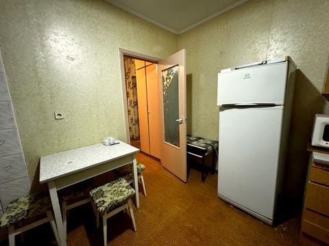квартира за адресою Червоної Калини просп. (Володимира Маяковського), 38/10