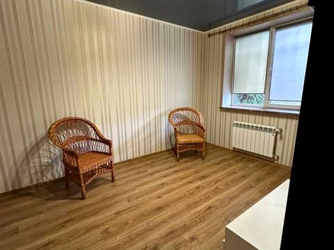 будинок за адресою Левка Ревуцького вул.