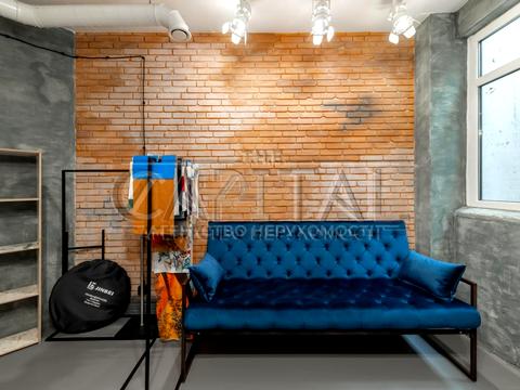 комерційна за адресою Старонаводницька вул., 6