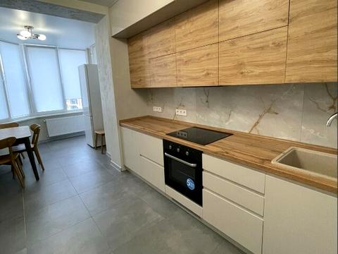 квартира по адресу Молодіжна ул., 11