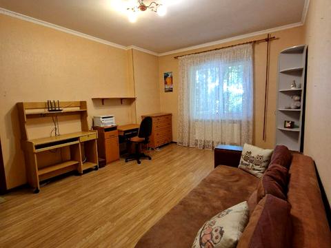 дом по адресу грушевського, 20