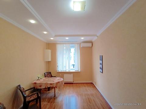 комерційна за адресою Мукачівський пров., 4в