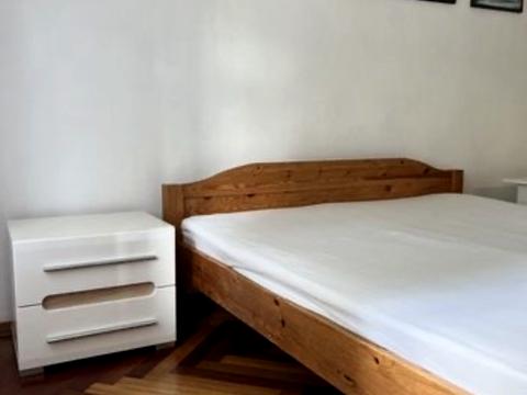 квартира за адресою Золотоустівська вул., 1