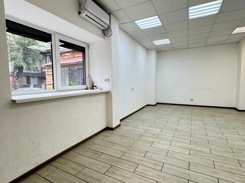 комерційна за адресою Проспект Гагаріна, 10А