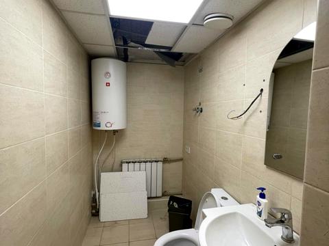 комерційна за адресою Архітектора Городецького вул., 4