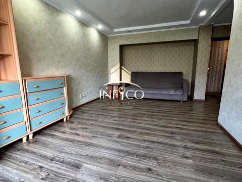 квартира за адресою Грибоєдова, 63