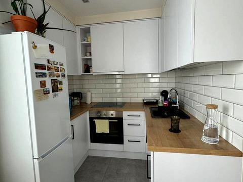 квартира за адресою Салютна вул., 2к3
