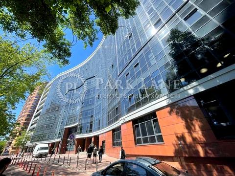 комерційна за адресою Євгена Коновальця вул. (Щорса), 12