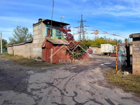 паркомісце за адресою Чернігівська, 2