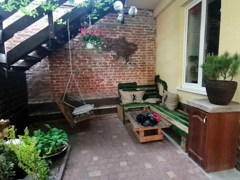 квартира за адресою Хорватська вул., 8