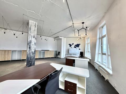 комерційна за адресою Кловський узвіз, 7a