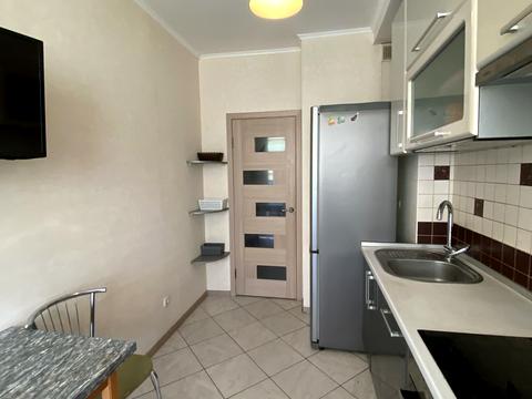 квартира за адресою Наталії Ужвій вул., 12