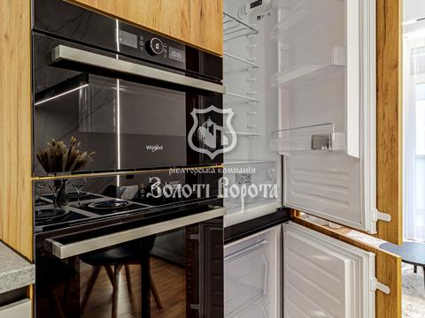 квартира за адресою Олександра Олеся вул., 10