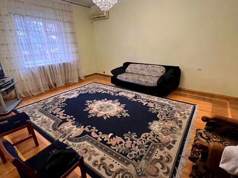будинок за адресою Абрикосова вул., 9/4