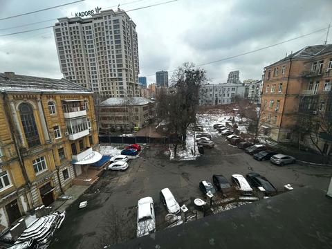 коммерческая по адресу Саксаганского ул., 67-Б