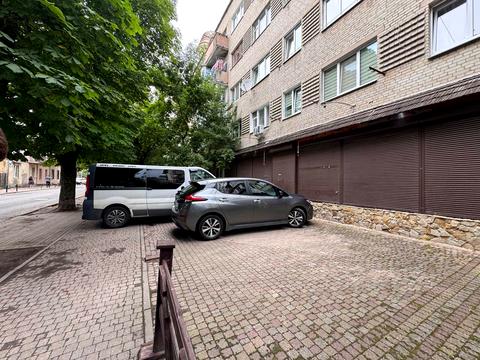 комерційна за адресою Юрія Руфа вул., 53/55