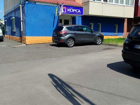 комерційна за адресою Свободи вул., 16а