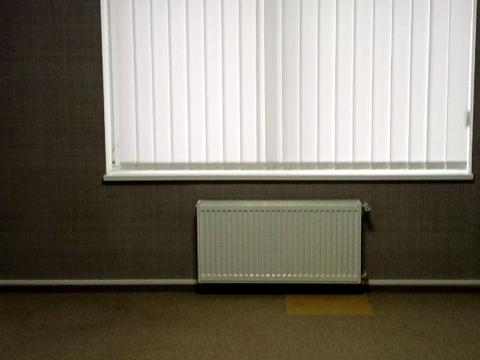 комерційна за адресою Ніла Армстронга вул. (Казакова), 2д